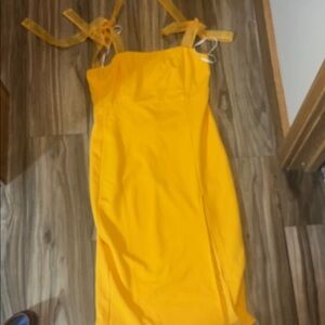 Lulu's Yellow Dress
